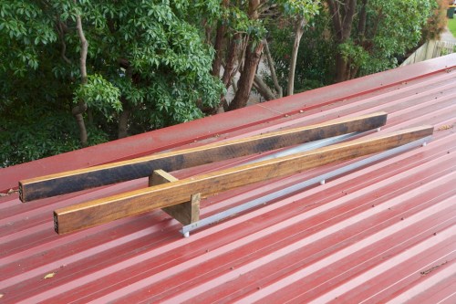 The 'sled' in place on the roof, providing a solid (and flat) base for the hives.