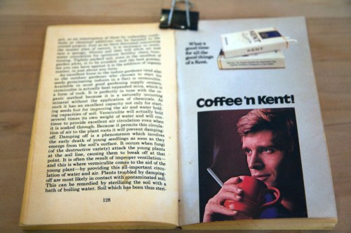 It's an advertising insert ... for cigarettes!?!